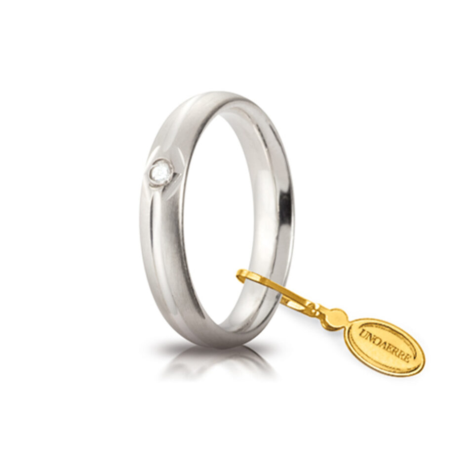 Fede comoda in oro bianco diamante